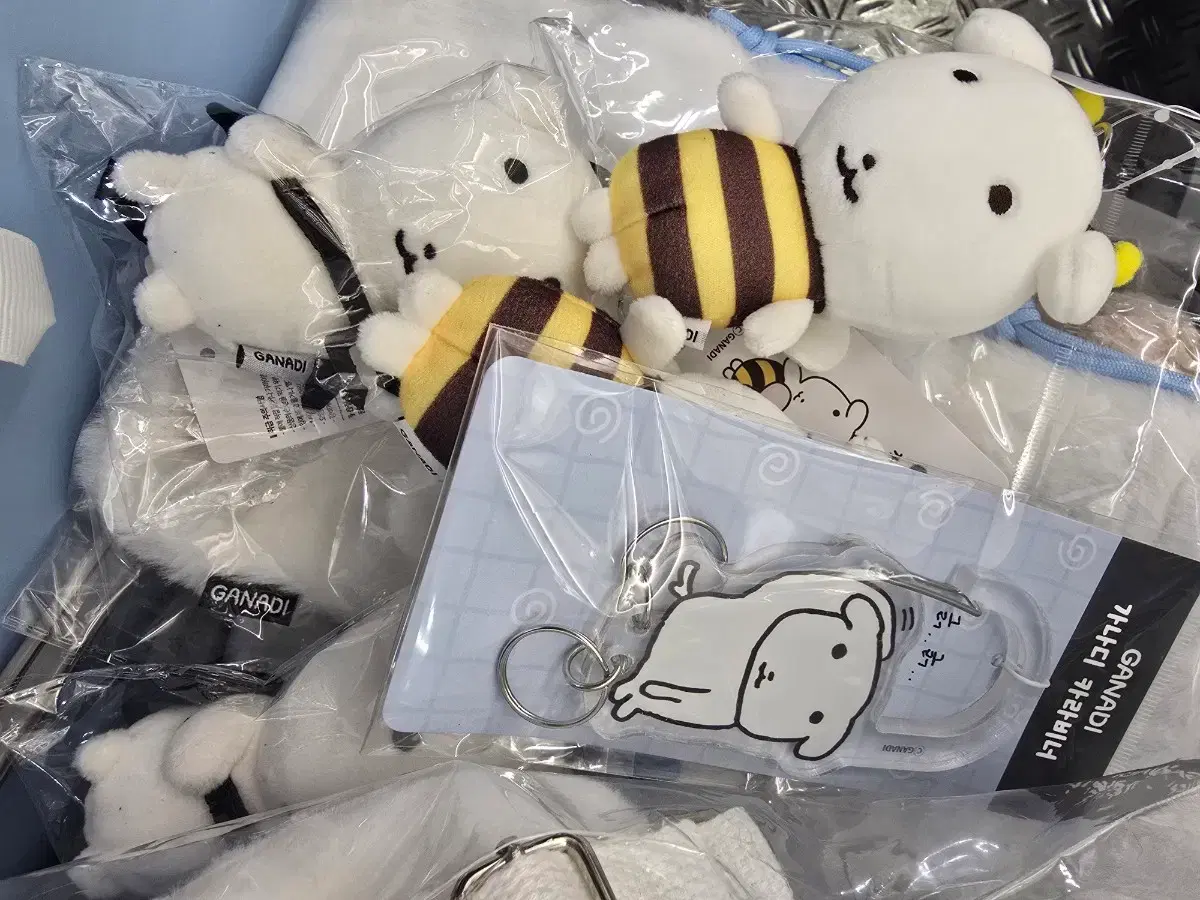 韓国　ガナディ キーホルダー　マスコット　ポップアップ限定　가나디　蜂　パンツ 가나디 | 検索 | 韓国代行 SAZO